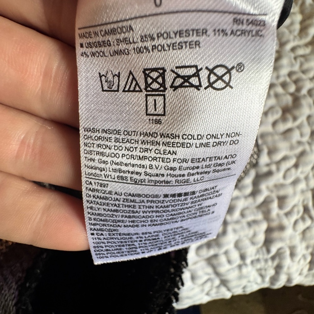 Banana Republic
Metallic silver tweed dress - Picture 12 of 12